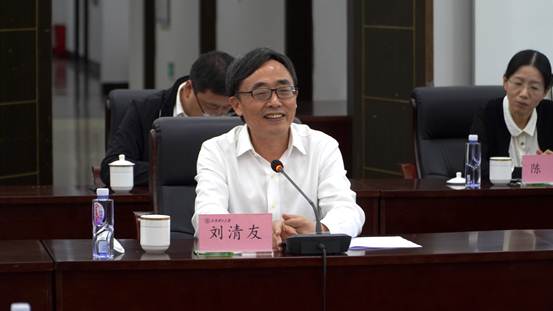 说明: C:\Users\ADMINI~1\AppData\Local\Temp\Rar$DIa7620.28539\7.刘清友校长讲话.JPG
